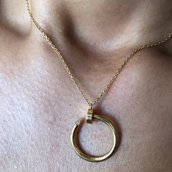 Nail Circle Pendant Gold Necklace - Picture 8 of 8